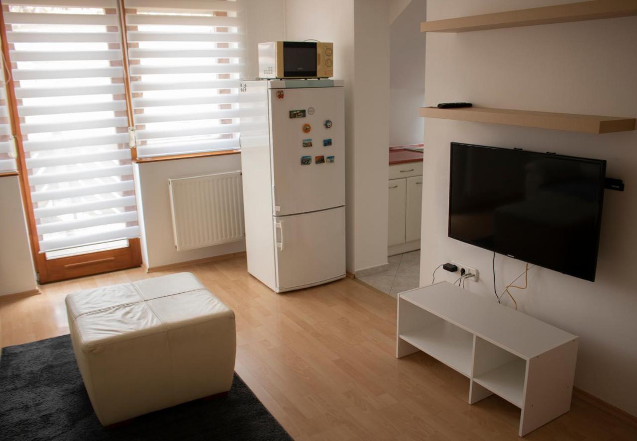 Апартаменти Csalogany Apartman Сексард Екстер'єр фото